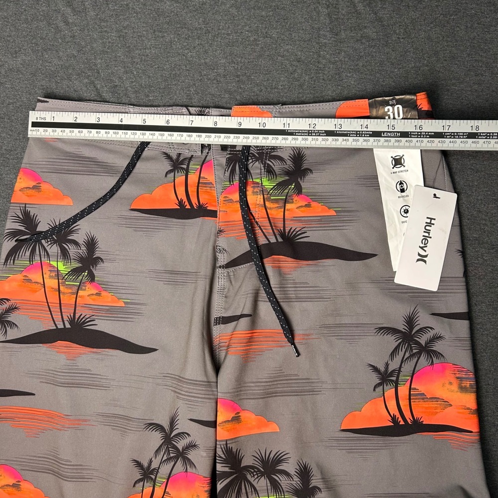 Hurley Phantom Men Board Shorts Size 30 Tropical Palm Tree Sunset 20 in long NWT - Picture 11 of 13